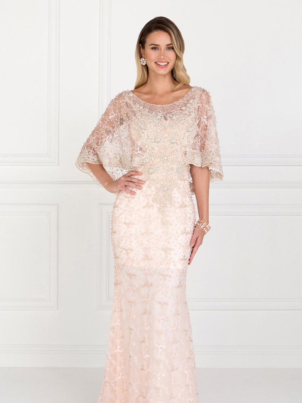 Elegant White Lace Long-Sleeve Wedding Dress